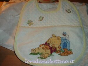 Bavetta con Winnie Pooh che dorme